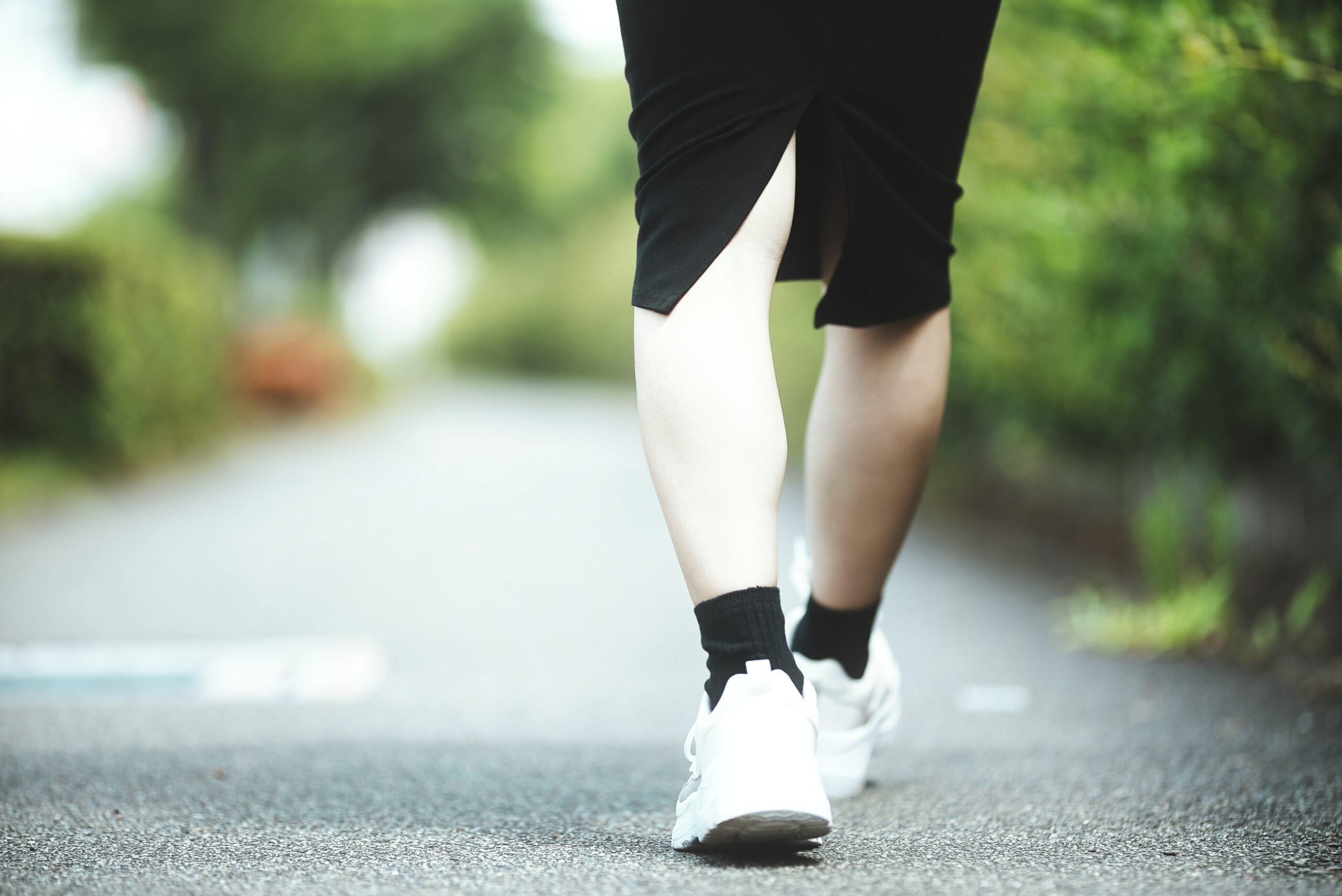「歩きながら」改善！反り腰でも今日からできる歩き方のポイント３選！
